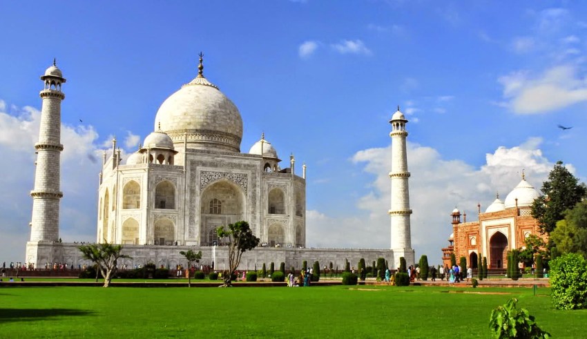 Taj Mahal Information for Travelers