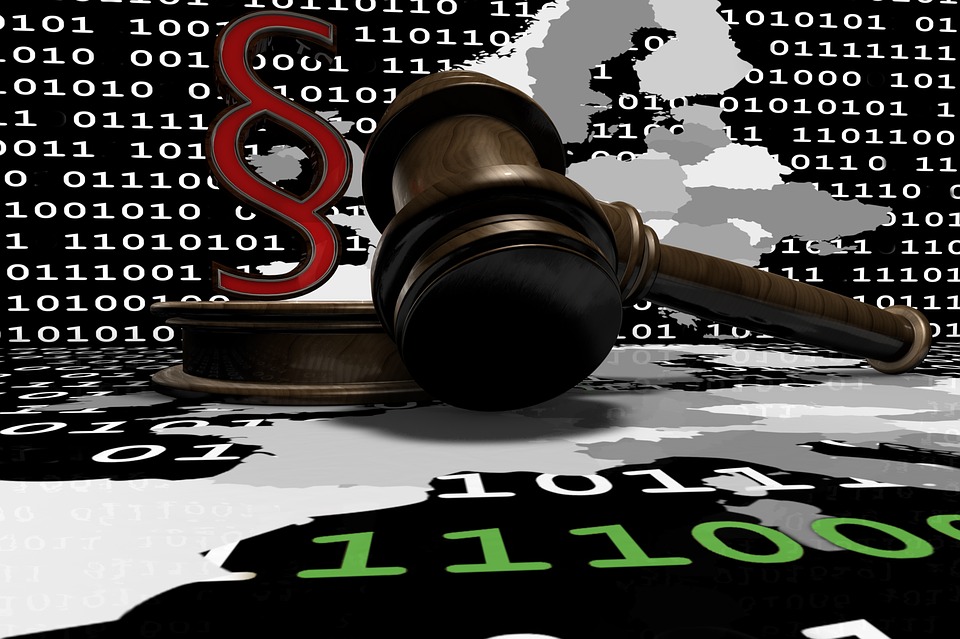 7 Ways How Technology Is Transforming the Legal Industry