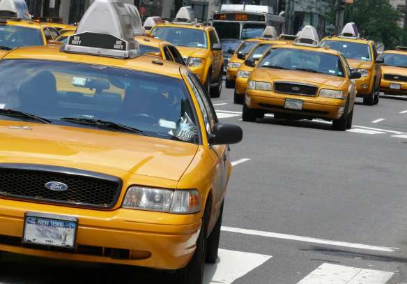Factors You Must Consider Before Hiring A Taxi Service In Melbourne