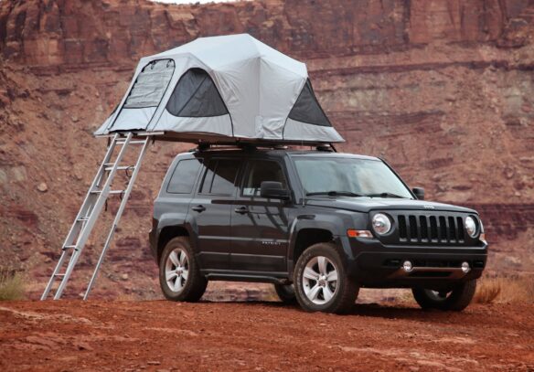 5 Reasons To Purchase a Smittybilt Rooftop Tent